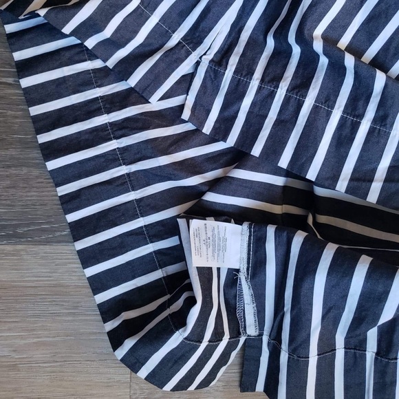 Cute J.Crew off the shoulder top - Picture 12 of 13